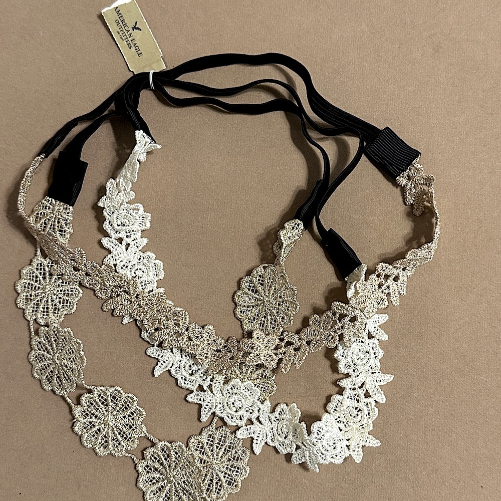 NEW American Eagle Set of 3 lace & elastic headbands - flowers new with tags NWT